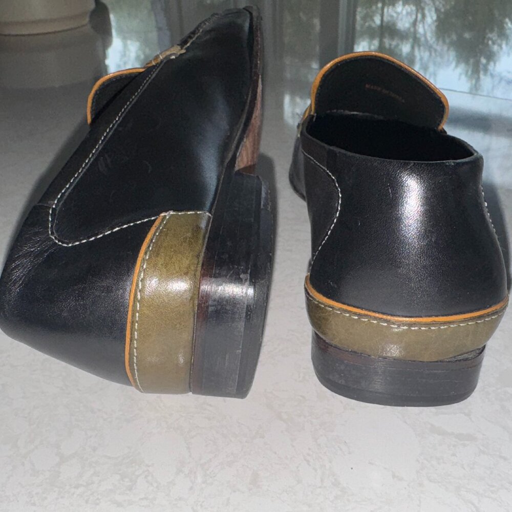 COLE HAAN all leather loafer . black w/green leather accents . size 7.5 B . EUC - Picture 5 of 6